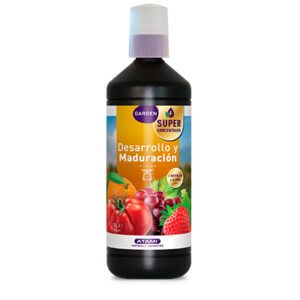GARDEN Desarrollo y Maduración 1L. mejora la estructura, tamaño y aroma de flores y frutos. El potasio extra favorece el endurecimiento final y la producción de azúcares da como resultado cosechas más consistentes, jugosas y con mucho sabor.